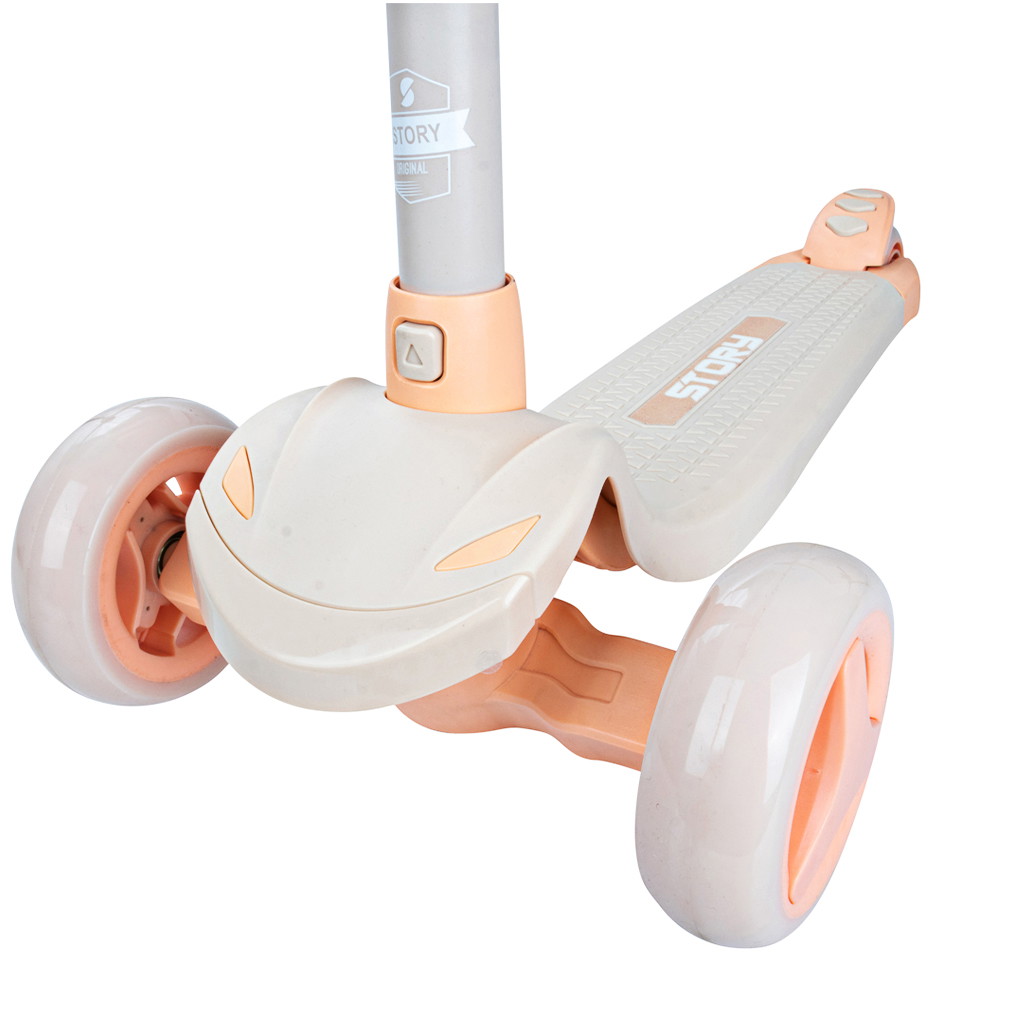 Story Mini Friends LED deluxe 3-wheel kids scooter