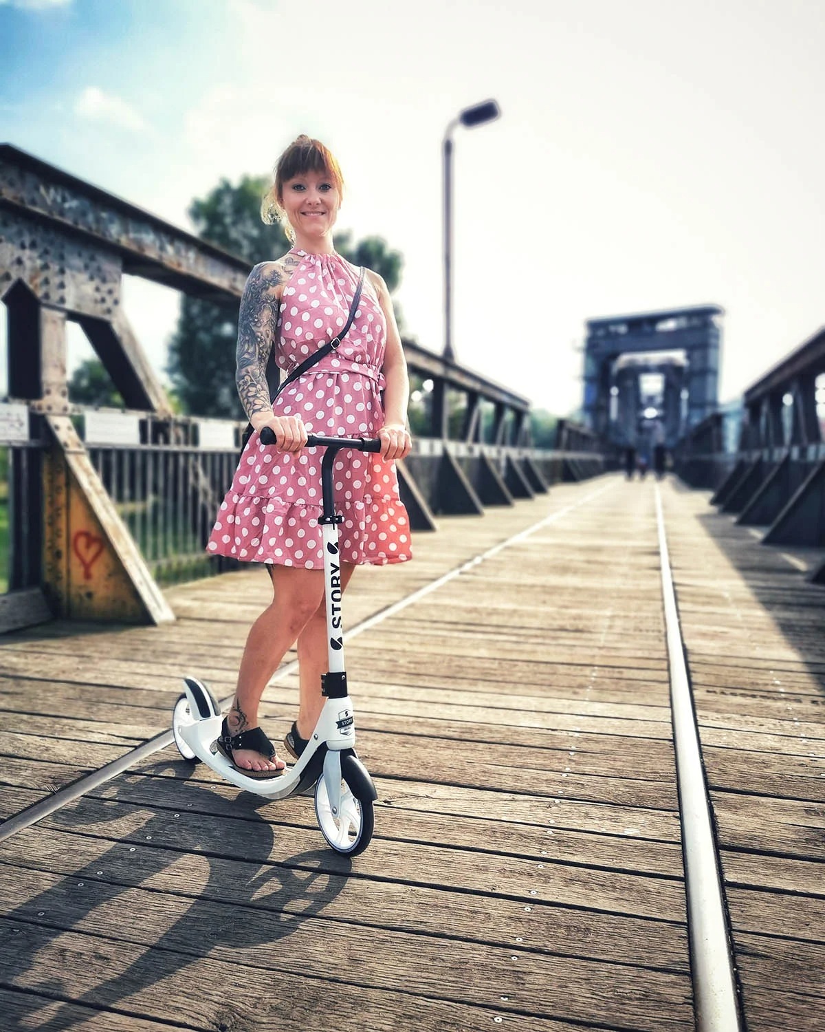 Story City Ride Adjustable Kick Scooter