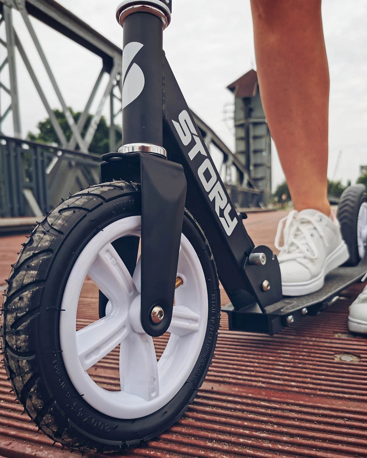 Story Civic Comfort Air-wheels Foldable Kick Scooter