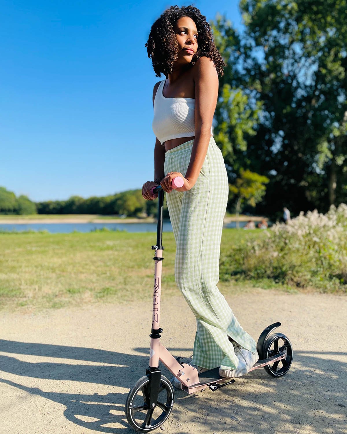 Story Lux Adjustable Kids Kick Scooter