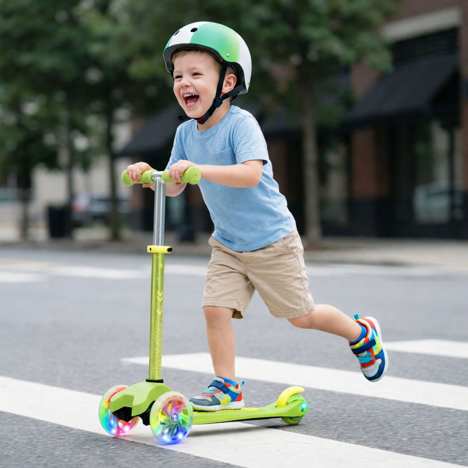 Story MoveLite 3-Wheel LED Kids Scooter