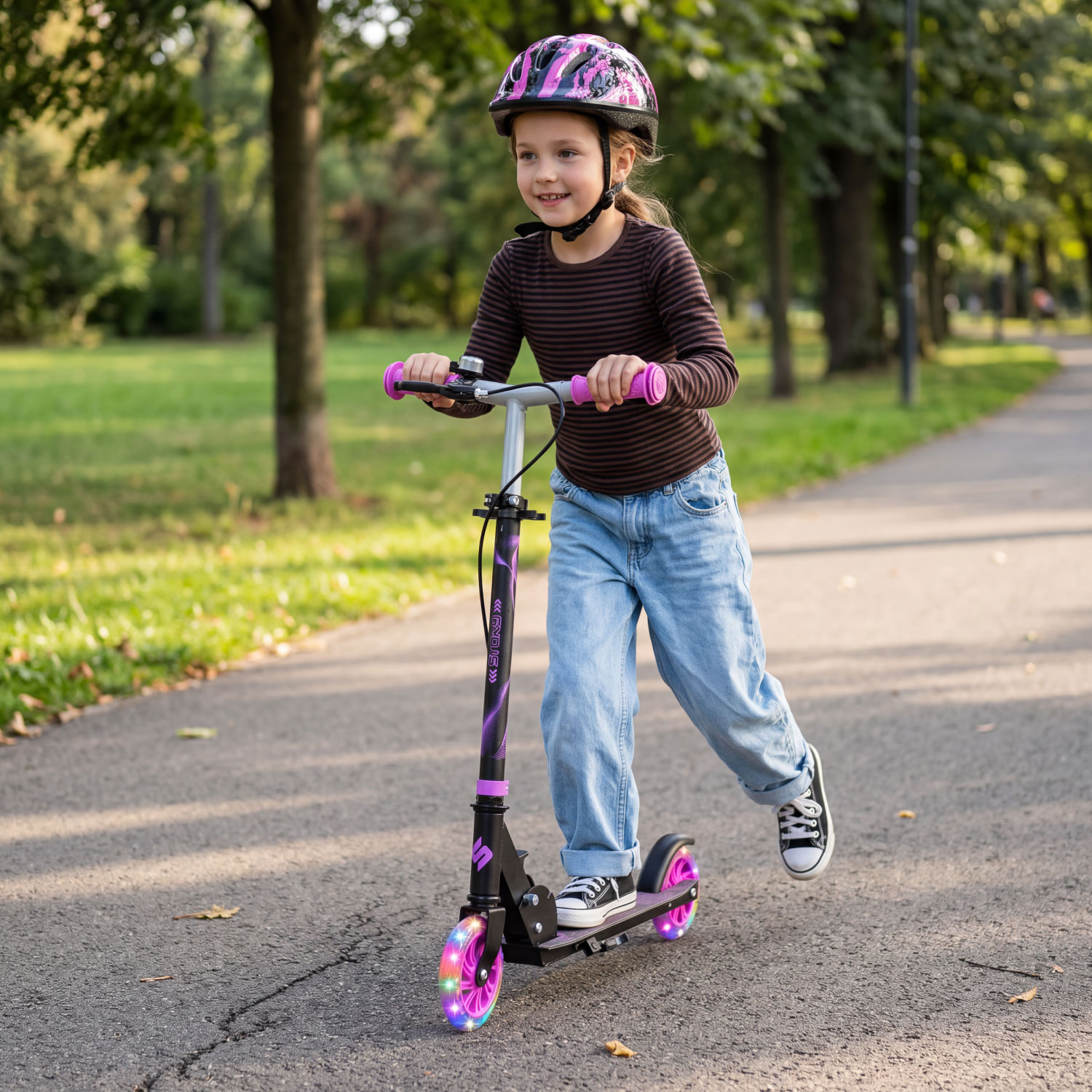 Story Play Kids Scooter With Handbrake And LED Wheels