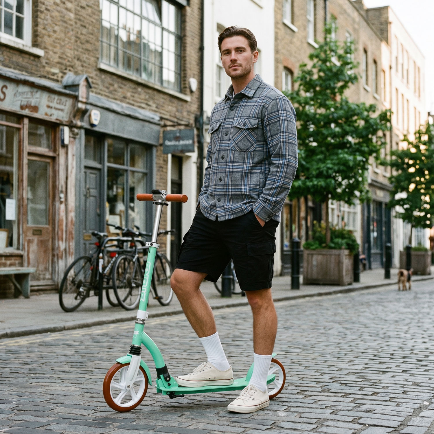 Story Retro Ride Foldable Kick Scooter