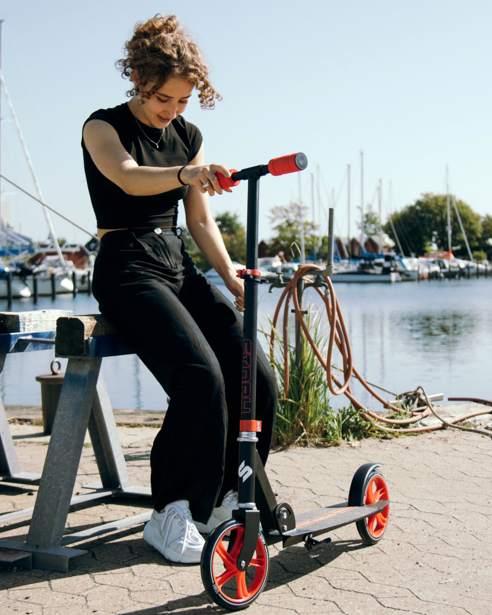 Story Swift Foldable Kick Scooter