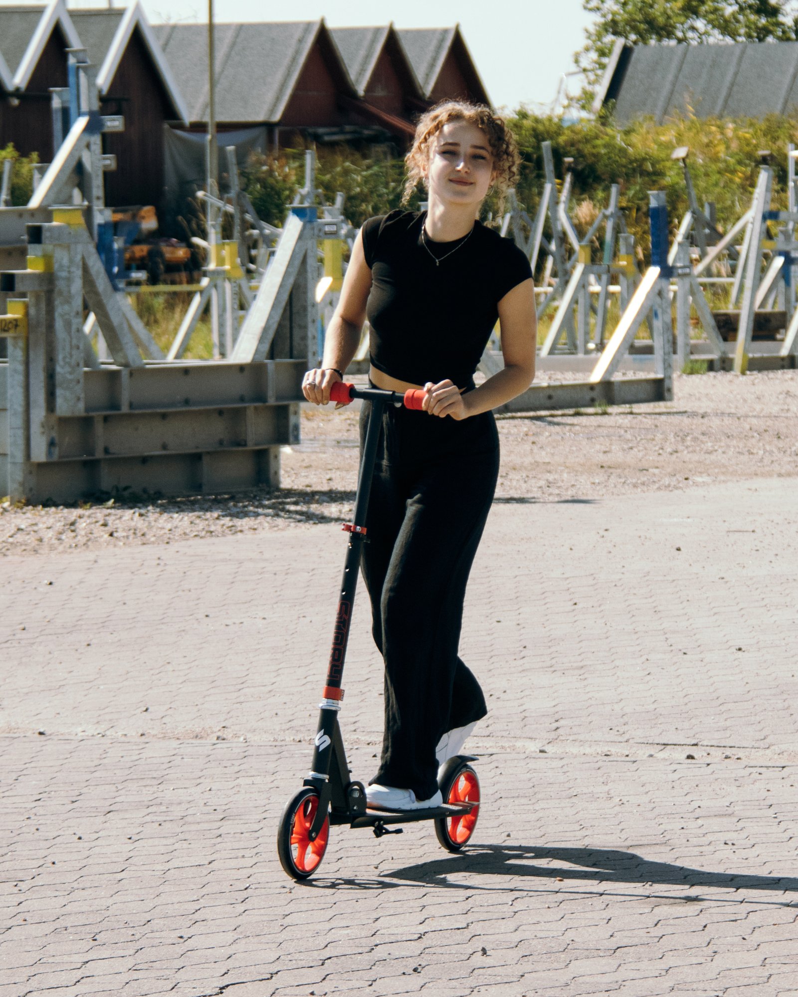 Story Swift Foldable Kick Scooter