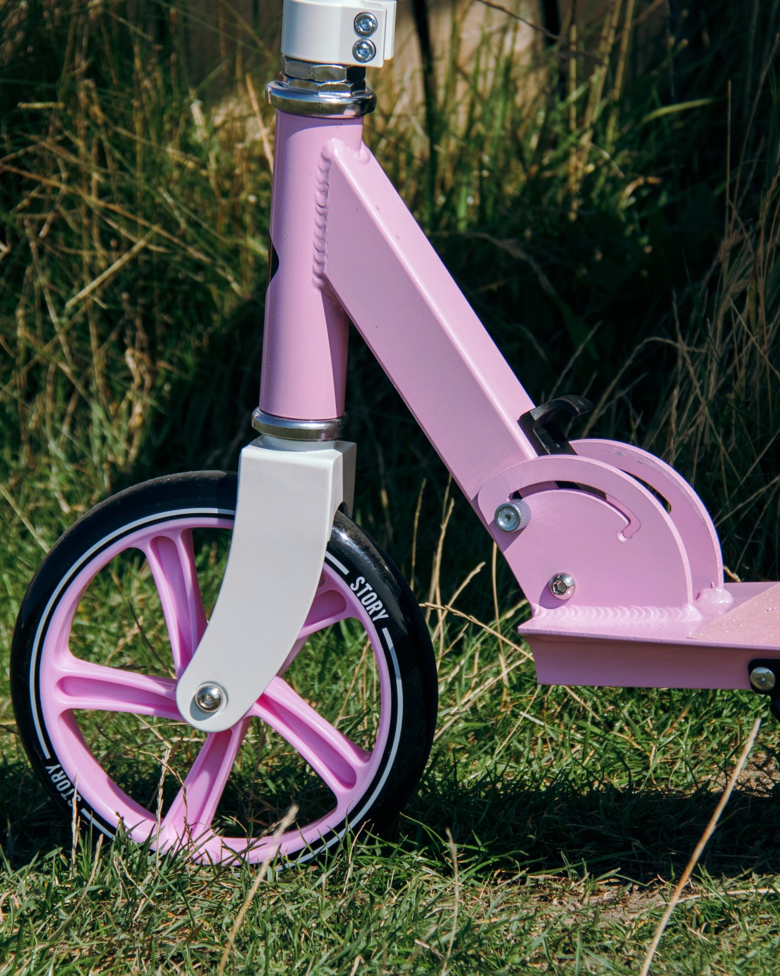 Story Swift Foldable Kick Scooter