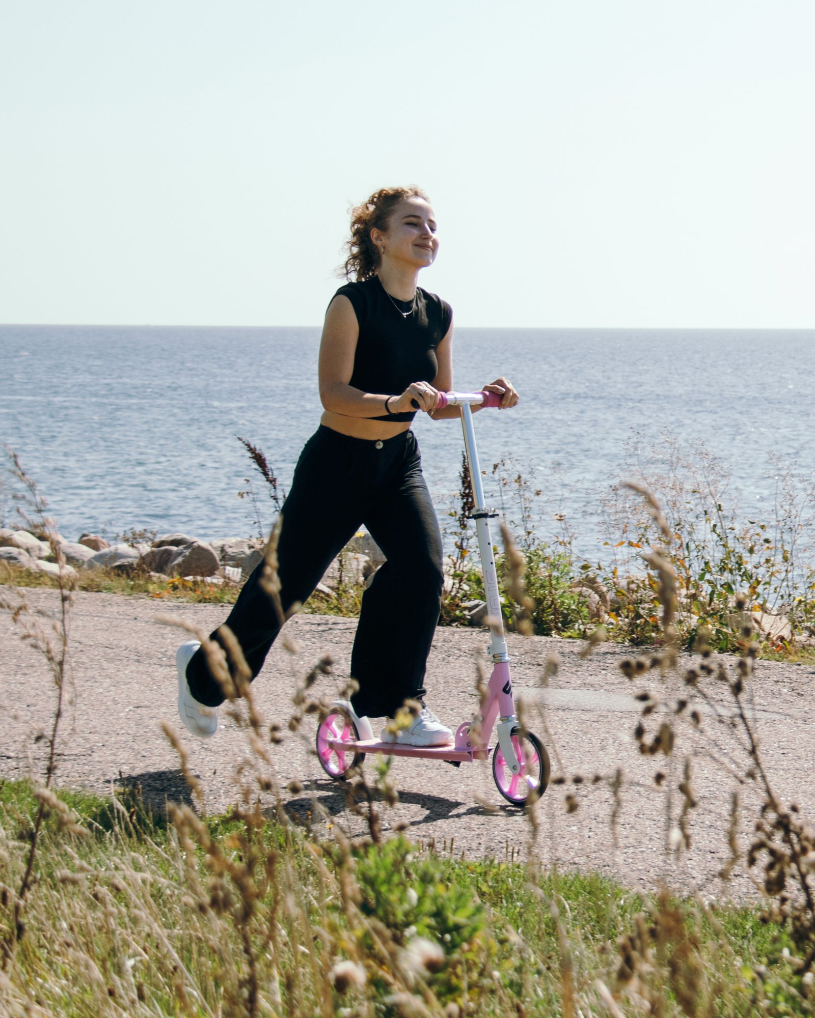 Story Swift Foldable Kick Scooter