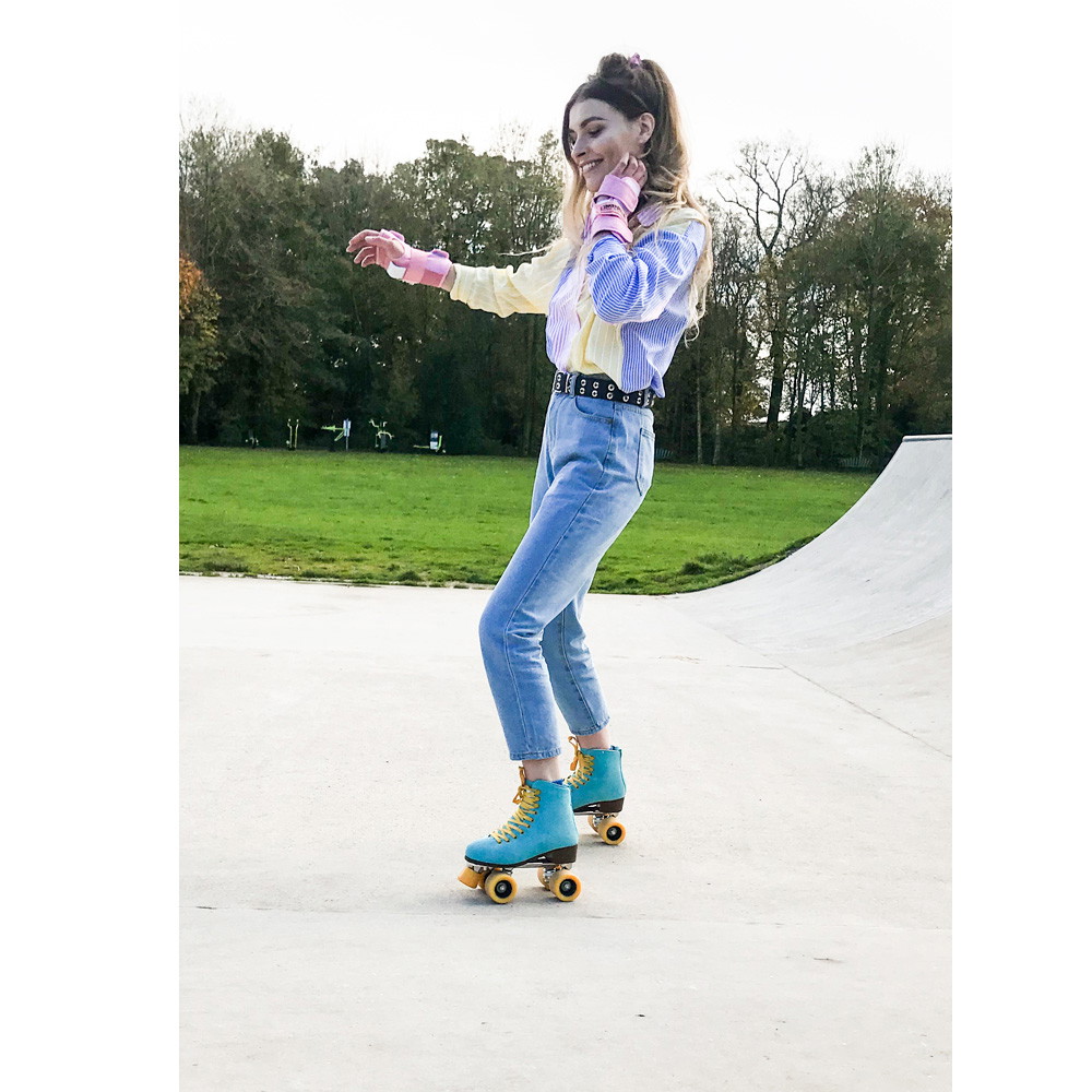 Story Retro Western Roller Skates