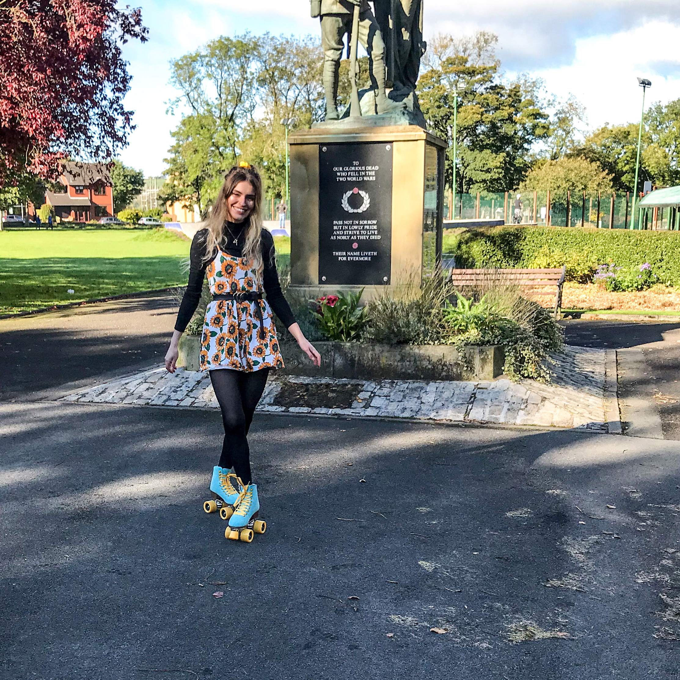 Story Retro Western Roller Skates